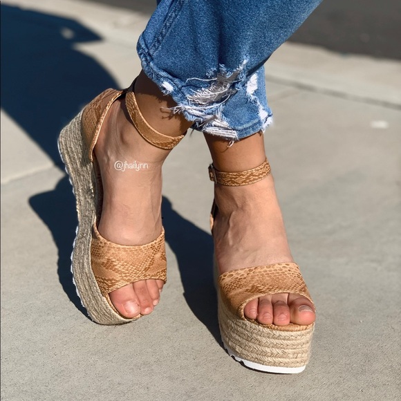 Nude Snake print Espadrille - Picture 5 of 7